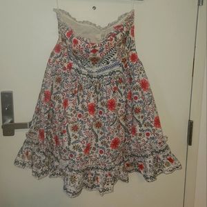 Spring strapless ruffled cocktail dress